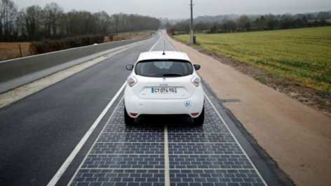 Futuros artificiales: Transitaremos sobre autopistas solares para generar energía renovable