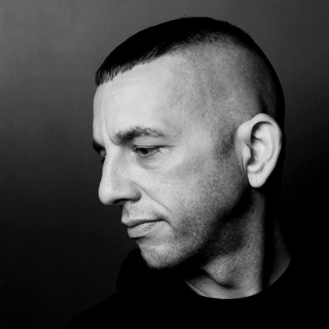 Revive esta joya del padrino del industrial ADAM X para L.I.E.S Records