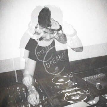 DREAMA un proyecto que muta // Música sin parafernalias