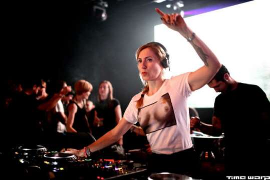 Ellen Allien en Soundwall