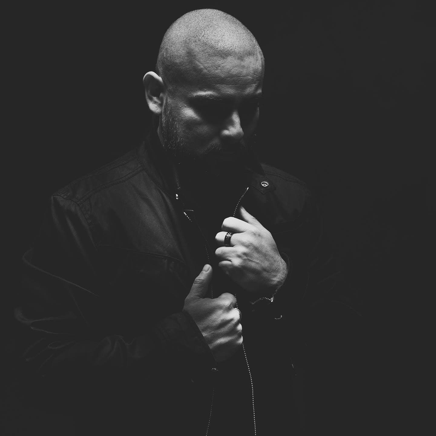 Premiere: Escucha ‘Dirty Emotions’ de Ricardo Garduno en MindTrip Music