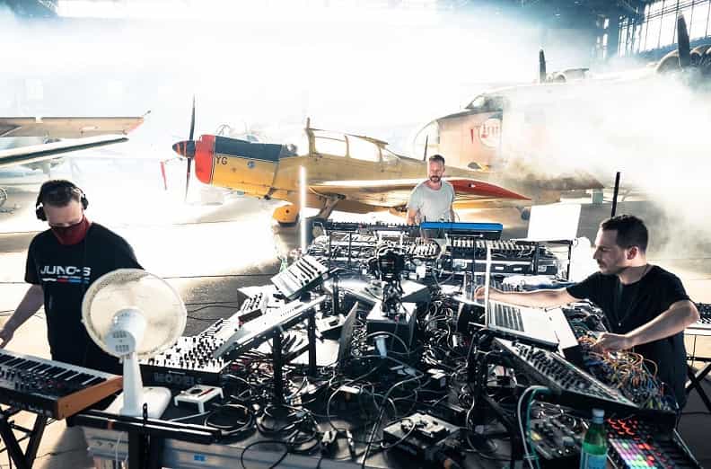 La magia está entre nosotros: NEEL, SEBASTIAN MULLAERT & VRIL redefinen el audio sobrenatural en Circle Of Live