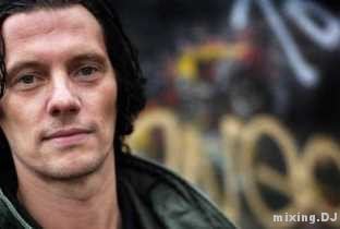 Mp3: 2000 And One – In Their House 05 – 02.03.2011