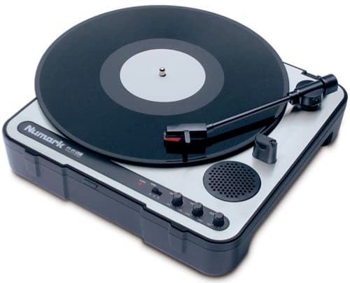 Numark anuncia la disponibilidad del giradiscos PT-01USB