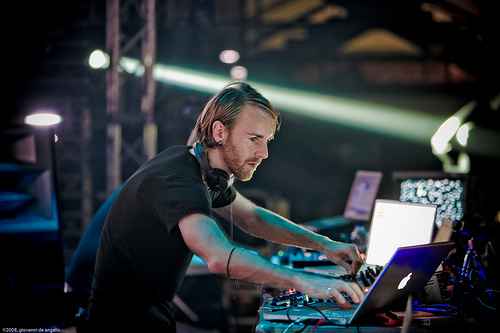 Richie Hawtin lanza una aplicacion para Twitter