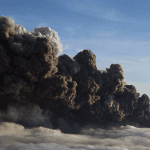 El Vuelo de Speedy ha sido cancelado por la nube de ceniza en Europa, KONRAD BLACK ya está en COLOMBIA.