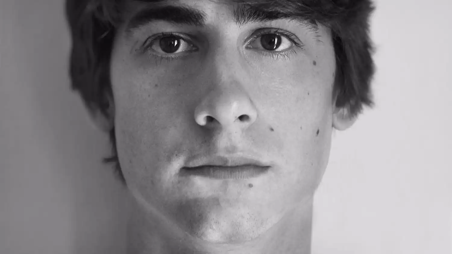 Luigi Tozzi: Por Qué El Techno Debe Ser Profundo Antes Que Ruidoso.