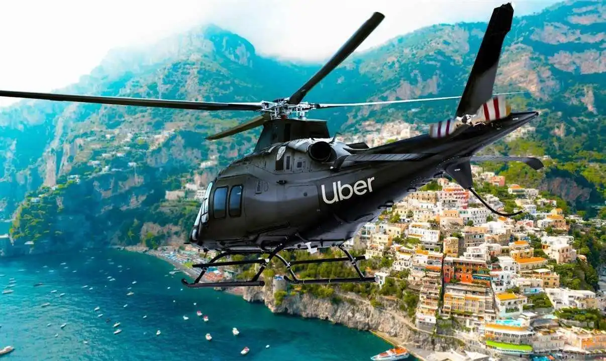 Uber estrena el servicio de helicópteros en Italia.