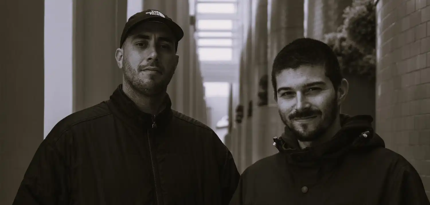 Vil & Cravo fusionan techno funky con el soul nostálgico de los 80 y los 2000.