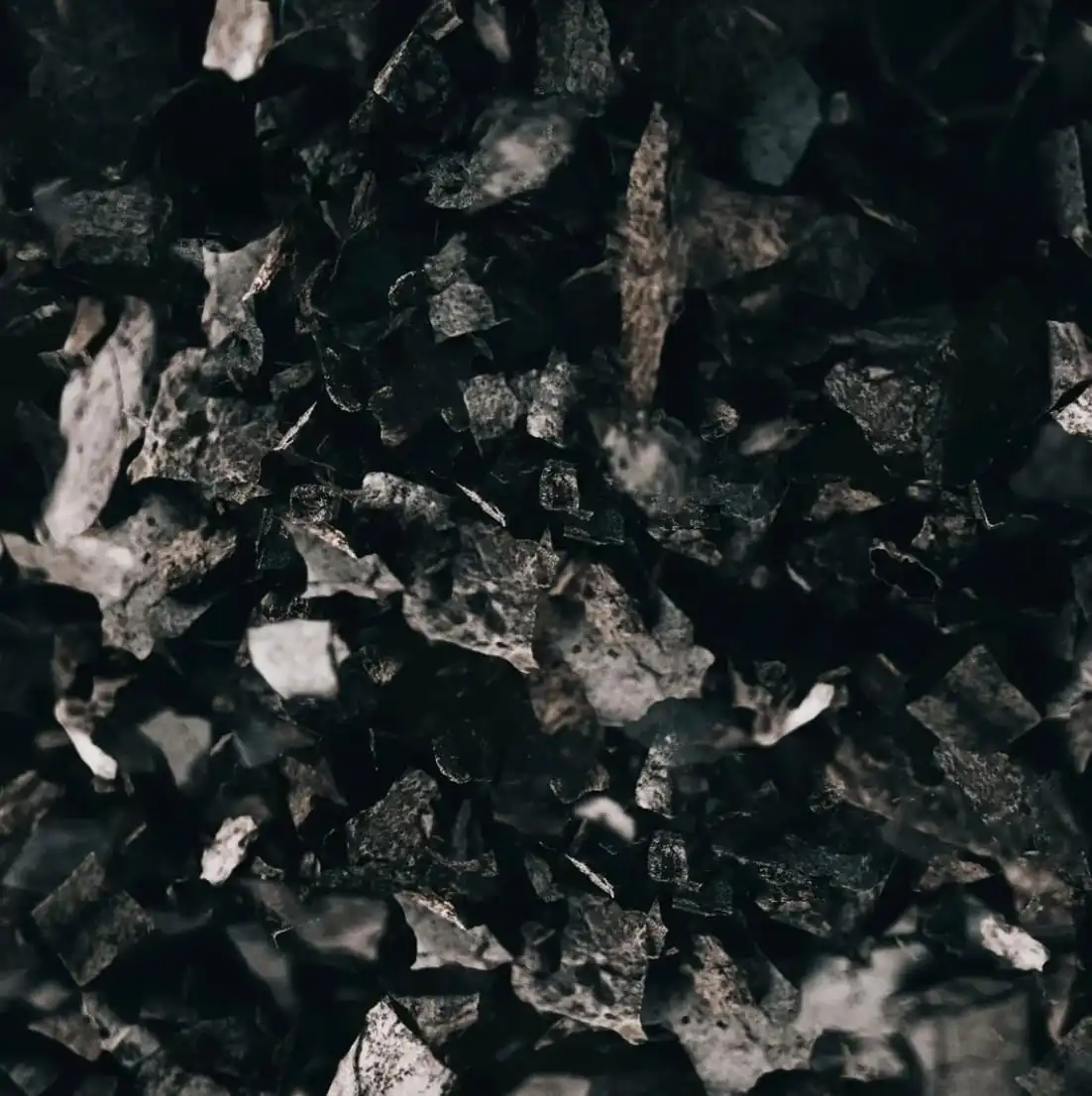 Azogiar regresa con “Reflejos De Un Joven” en Abstract Mechanisms