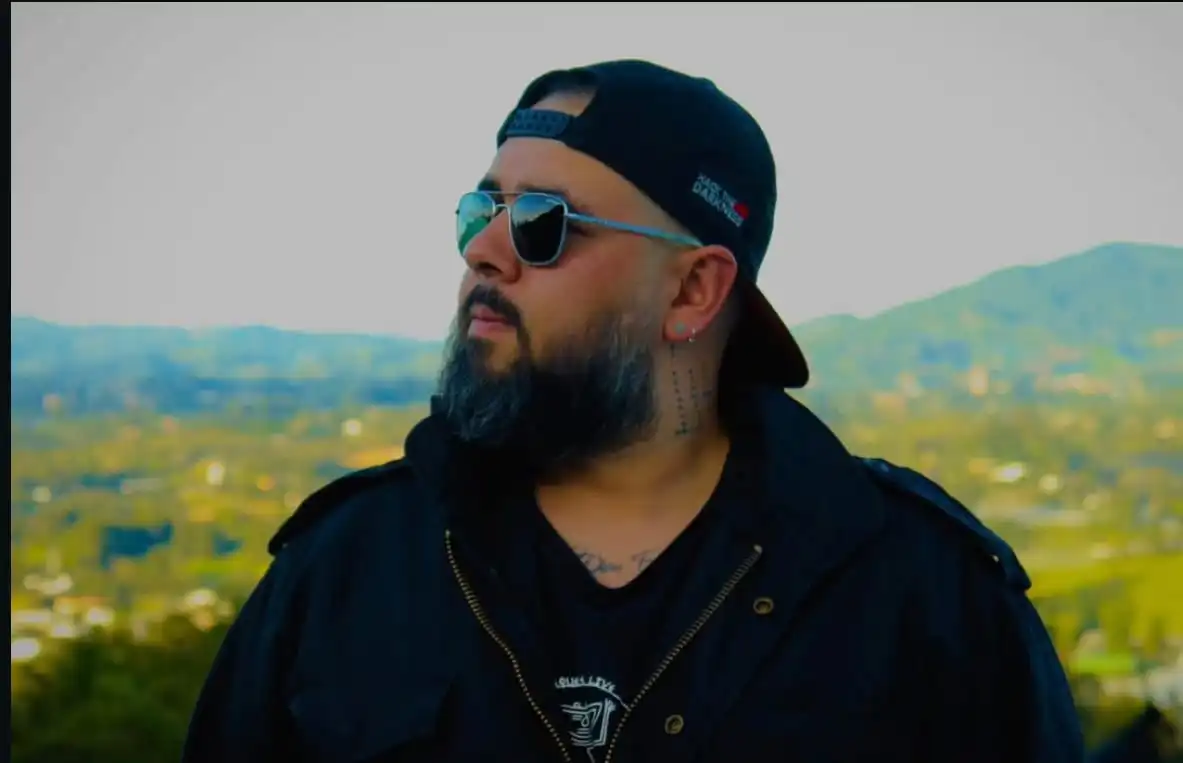 Tequesuca desentierra la mistica ancestral en “El Oro Perdido De Quemuenchatocha”