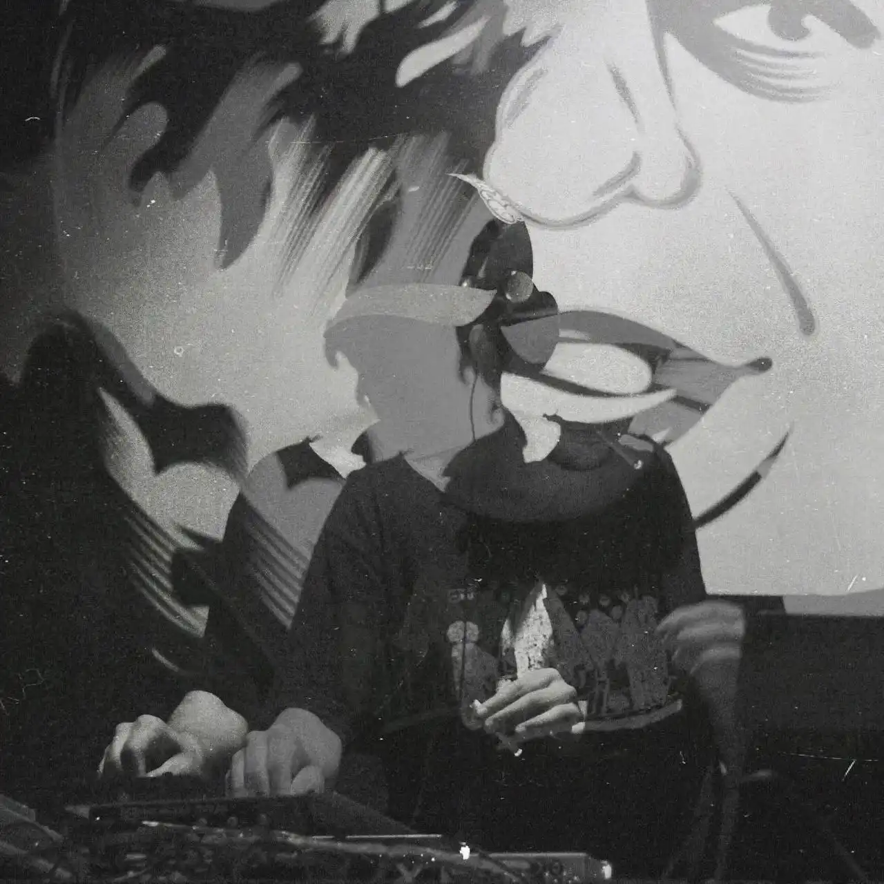 Mulas y burdéganos: techno de monte, trampa y terquedad.