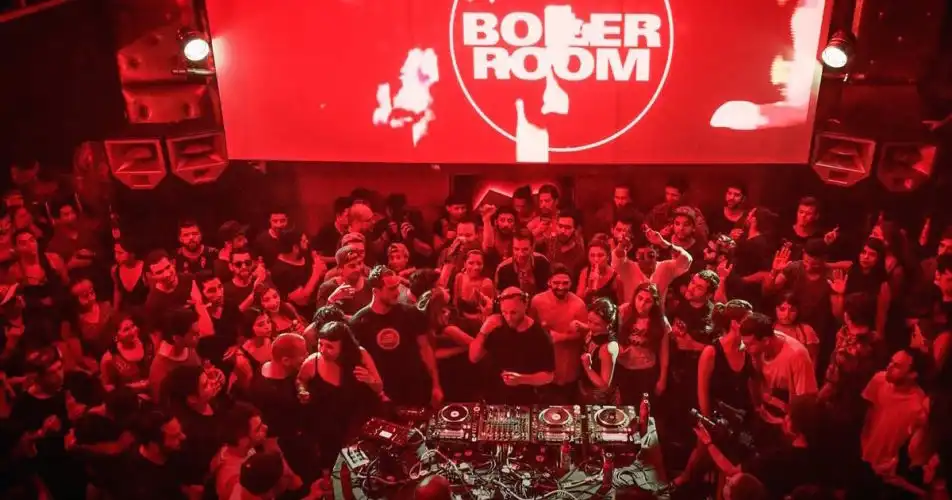 El programa Boiler Room Dublin fue retirado de las redes sociales tras la polémica