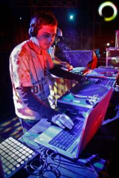 Morris Puro Sabor de Medellin Para el Mundo