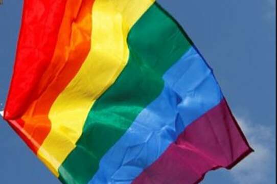 Senado de Estados Unidos aprueba ley sobre derechos gays
