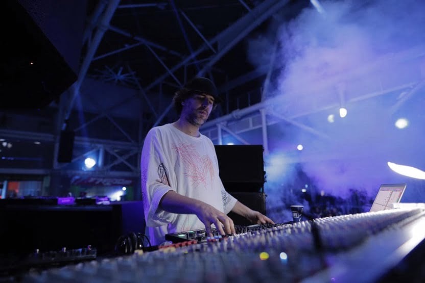 Báilate algunos de los clásicos más sonados de su majestad MATHEW JONSON