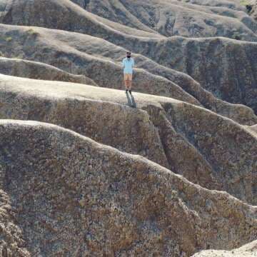 Ada Kaleh, Laurine Frost y Cosmin TRG en un mismo EP