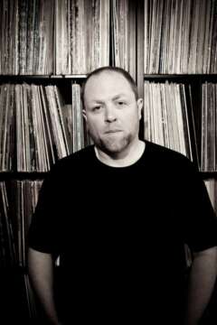 Ben Sims cerrará su casa editorial: Theory Records, con Theory Of Completion…