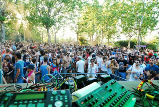 Desalojo en el Piknic Electronik