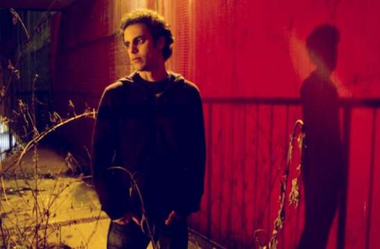 Disfruta el regalo de Four Tet