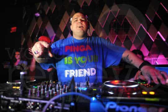 Dj Sneak pasó por Exploited