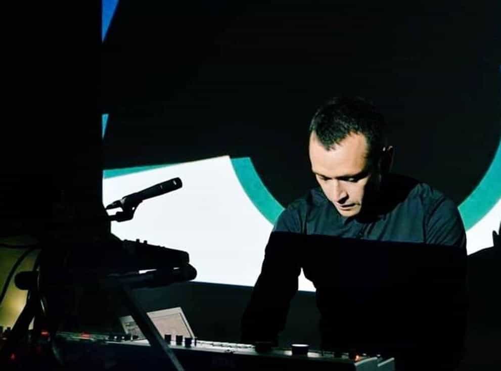 Premiere: Escucha ‘Confuse Voice’ de Ferdinand Cärclash en Lunacy