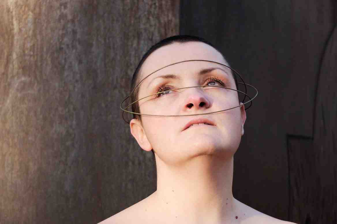 Después de una década, Flore confirma nuevo álbum