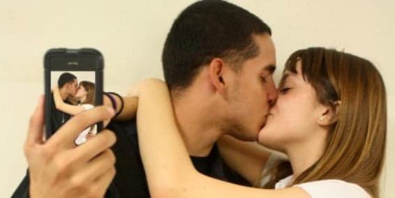 Te ha pasado alguna alguna vez?: ‘Sexting’, nueva forma de relacionarse entre jóvenes
