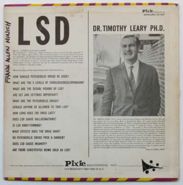 Riegan cenizas de Timothy Larry en el Burning Man