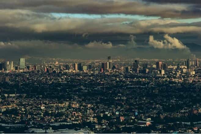 Sorprendente pero cierto: La Ciudad de México se hunde 50 cm al año debido a la extracción de agua y el daño es irreversible