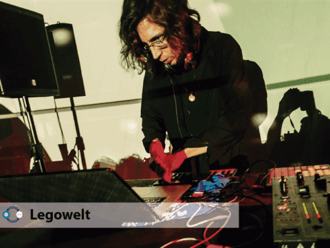 Legowelt y su Vamparch