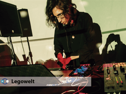 Legowelt y su Vamparch