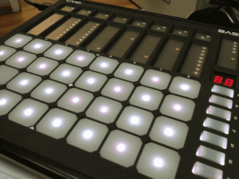 Livid Instruments prepara el nuevo controlador BASE