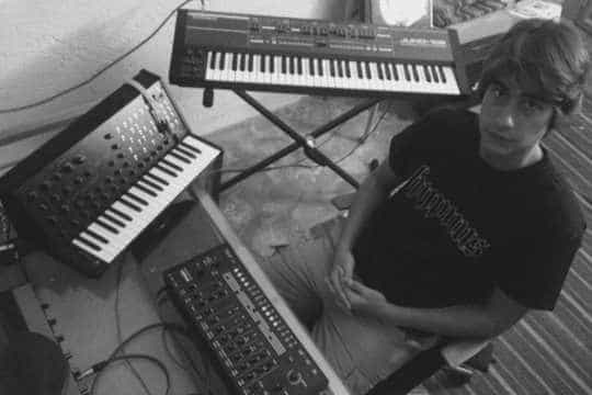 Disfruta el nuevo remix Luigi Tozzi a Na Nich