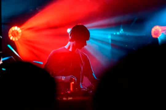 Luigi Tozzi nos habló sobre el arte de la música, la tecnología y productores colombianos