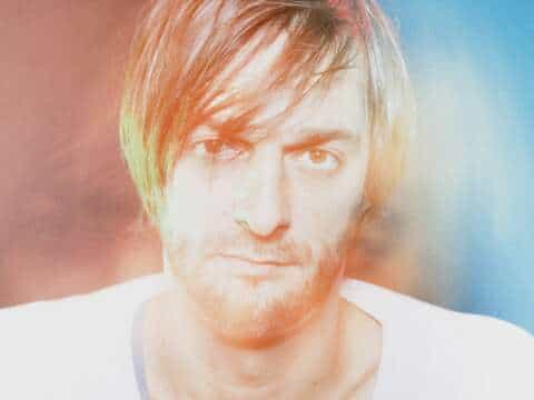 Ricardo Villalobos prepara su Voodog