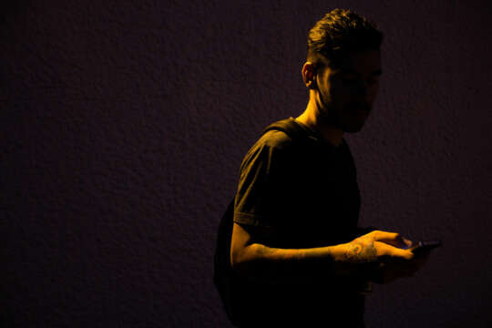 Robert S debuta en Konstruktiv