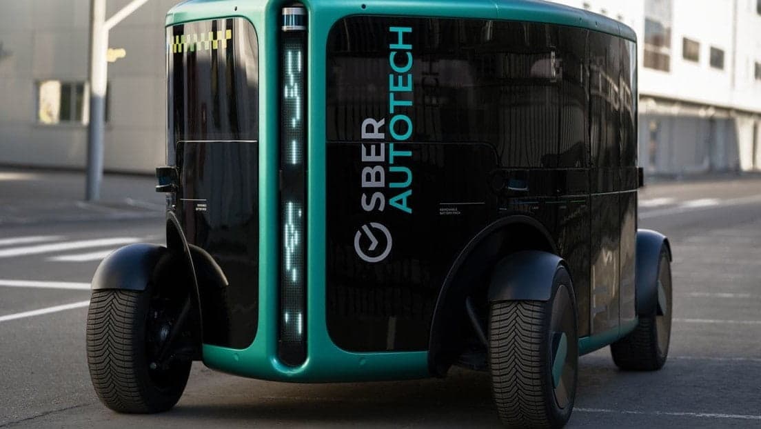 VIDEO: Rusia presenta ‘el taxi del futuro’, un vehículo eléctrico totalmente autónomo