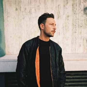 Shlømo comparte previews de su álbum debut, y es una delicia