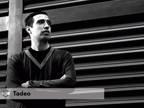 Tadeo es invitado a Token Records