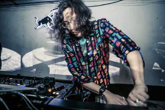 Technicolour y Legowelt