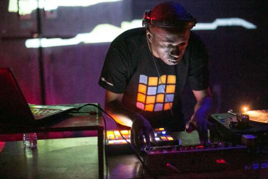 Terrence Dixon dice adiós a la música