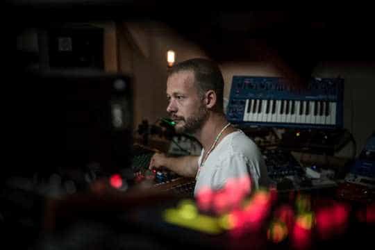 Wa Wu We regresa a su sello homónimo