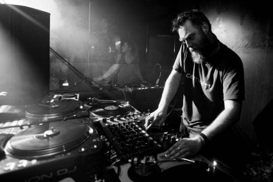 Zadig lanzará EP colaborativo con Asymptote