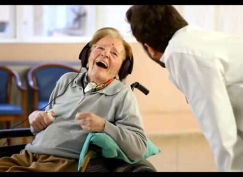 Ni el Alzheimer puede borrar del cerebro la música que hemos almacenado