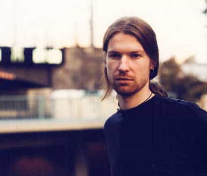 A 67.424 dólares llega el precio para el álbum inédito de Aphex Twin “Caustic Window”…