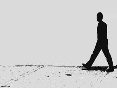 Tus pasos convertidos en energía para el teléfono portátil