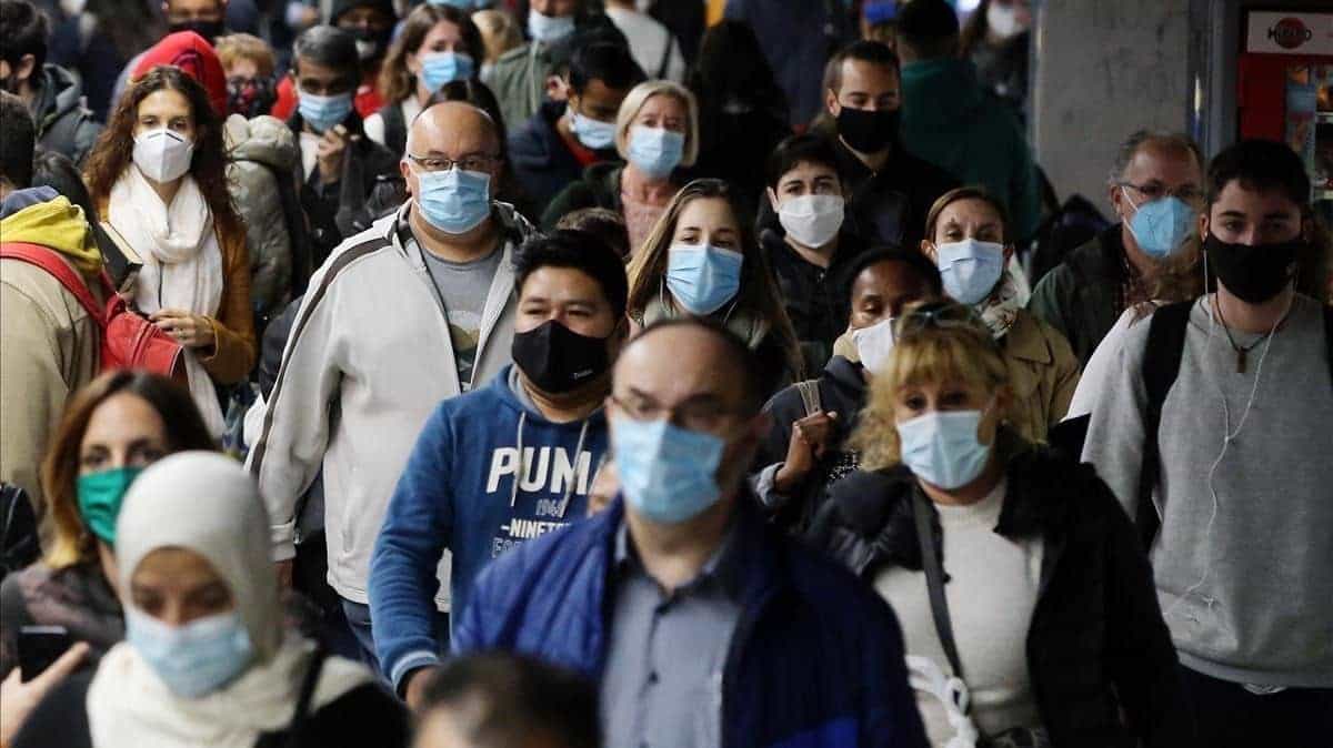 ESTUDIO: Hasta 10% de probabilidad de reinfección y no infectados con 5 veces más riesgo de contagio