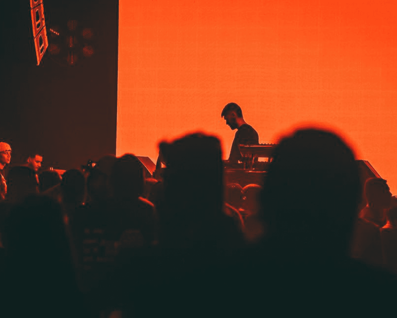 DARKDUCTION presenta su nuevo proyecto de exploración sonora ‘MARE MONSTRUM’