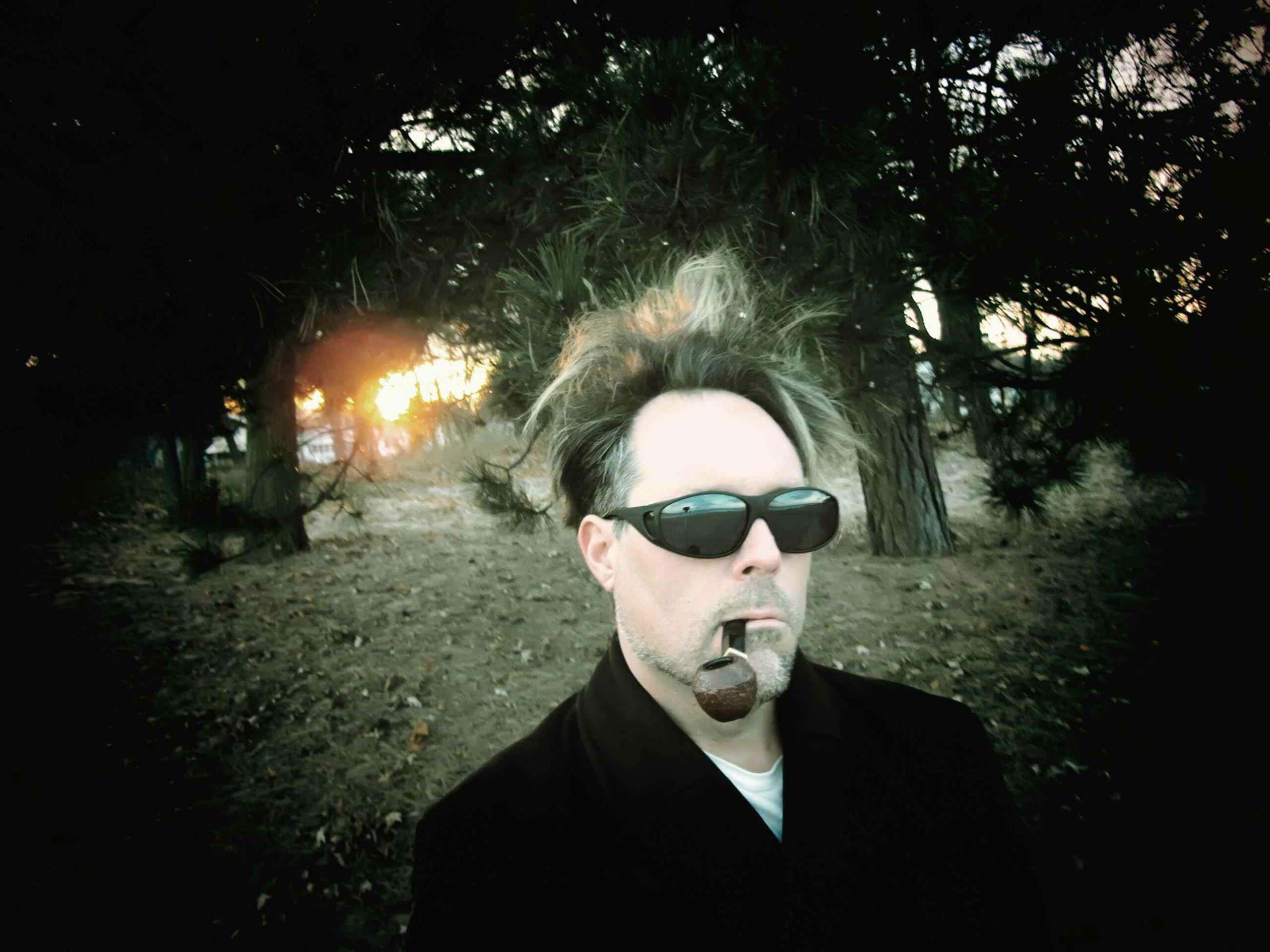 DEEPCHORD hace un manifiesto pacifista en Campfire EP ¡Un auténtico mar de vibraciones!